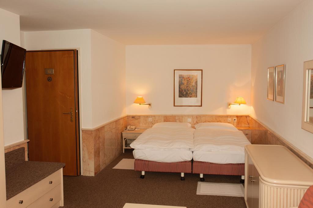 Wettstein 3* Basel